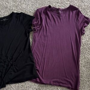 Vince Tshirt size lg.  New without tags